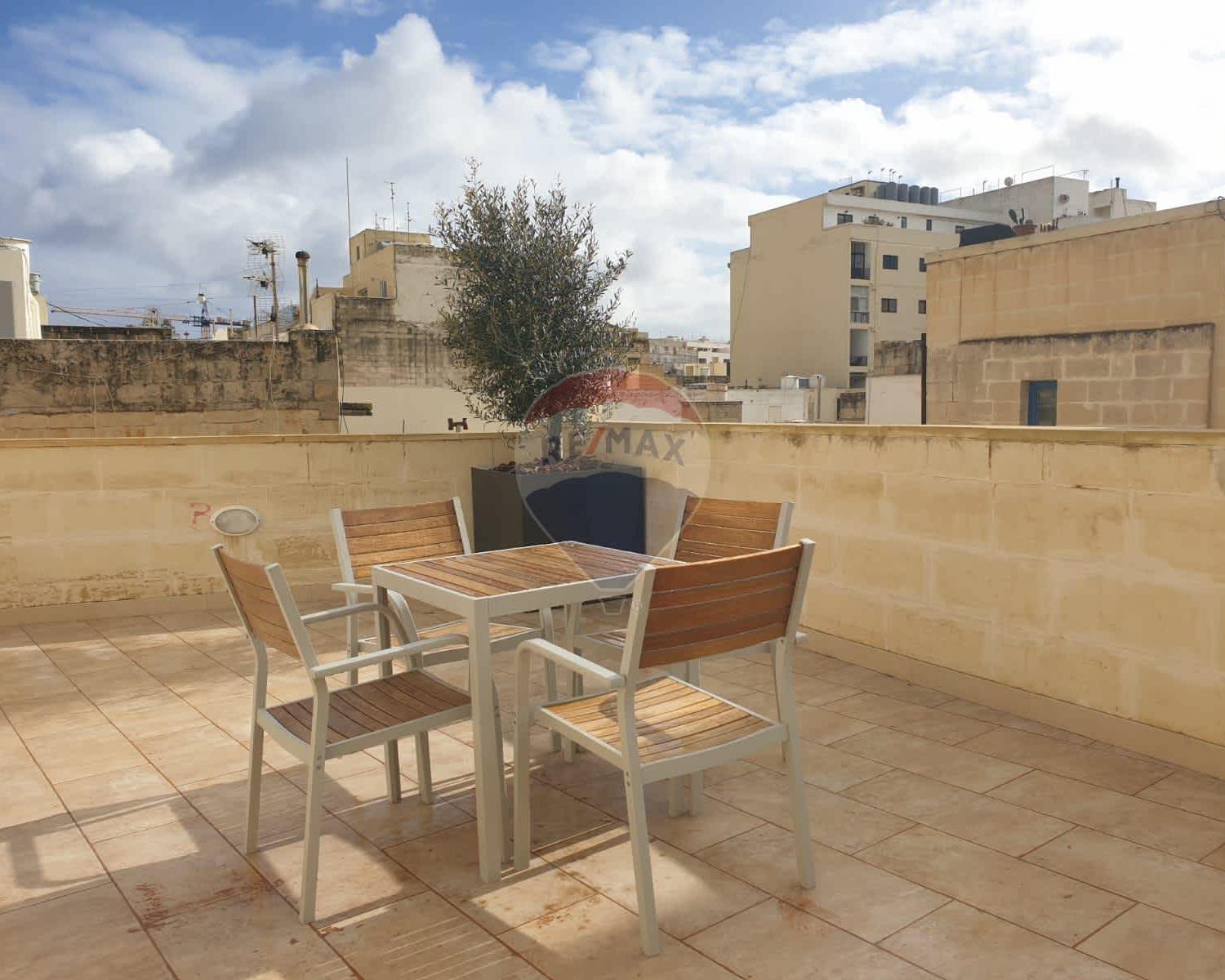 Studio Flat For Rent Sliema Malta 2402510012216