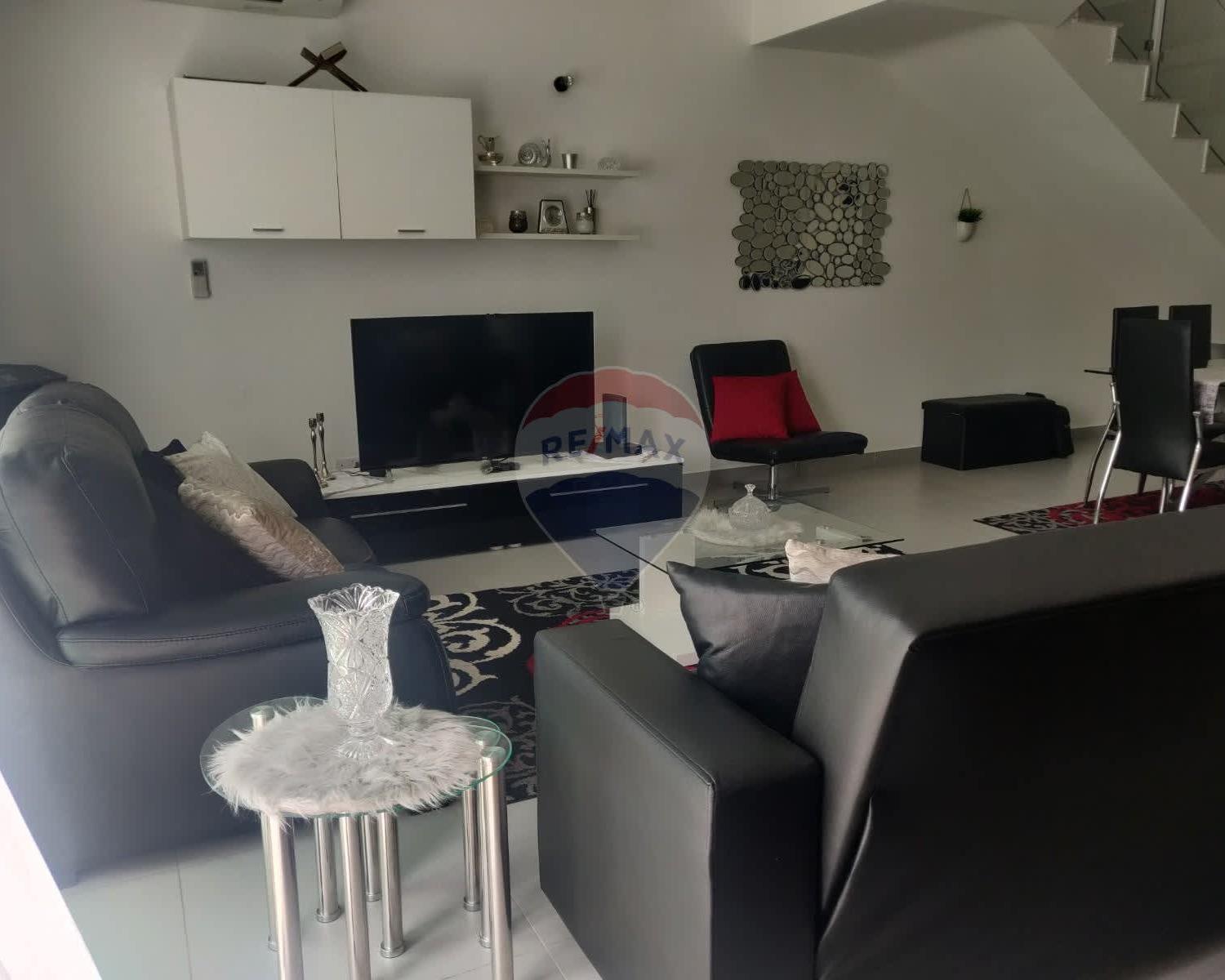 Apartment Duplex