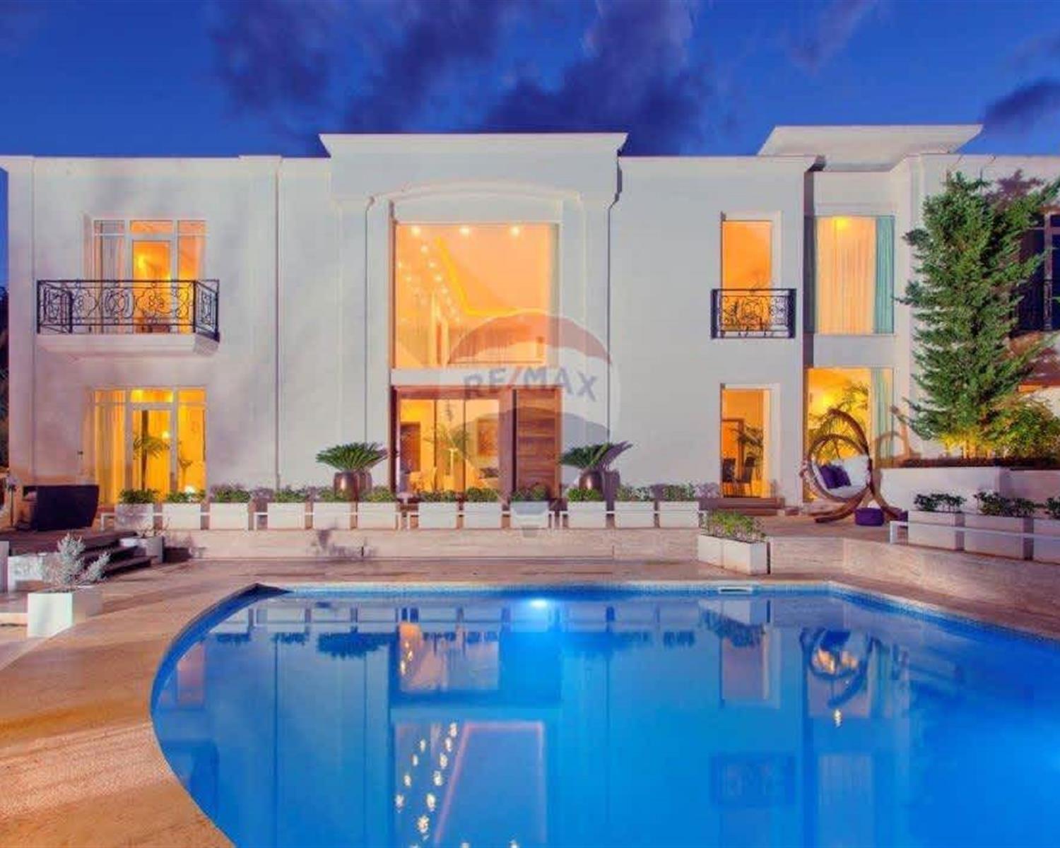 Villa Semi-detached