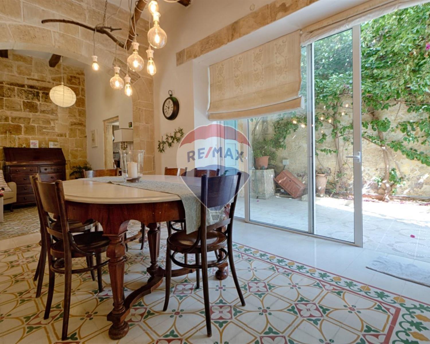 House of Character For Sale Zejtun Malta 240041036609
