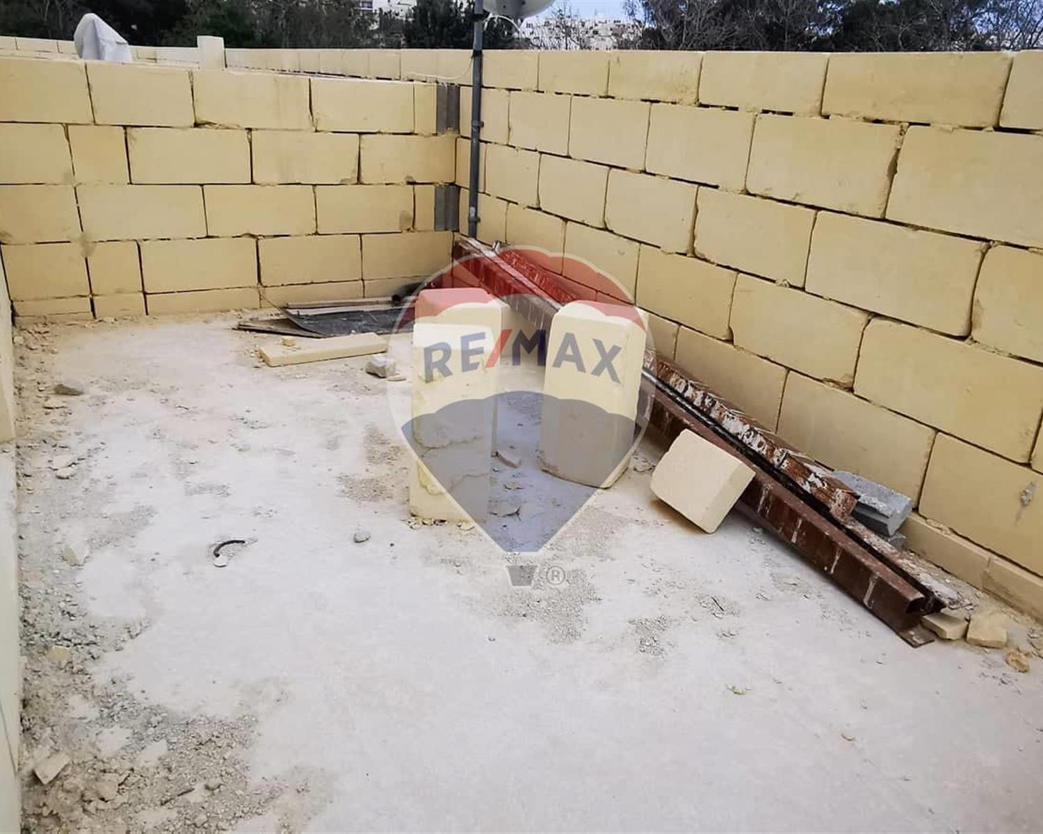 Penthouse For Sale Paola Malta 240221044124