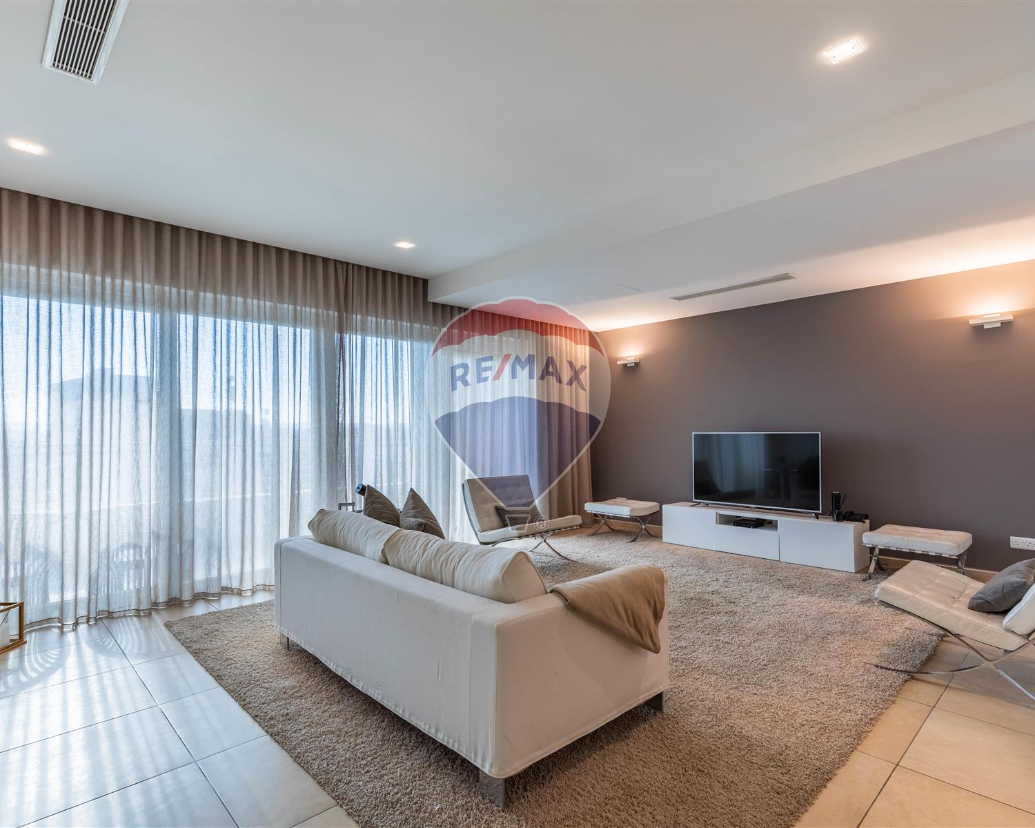 Apartment For Sale Fort Cambridge Malta 240471004250