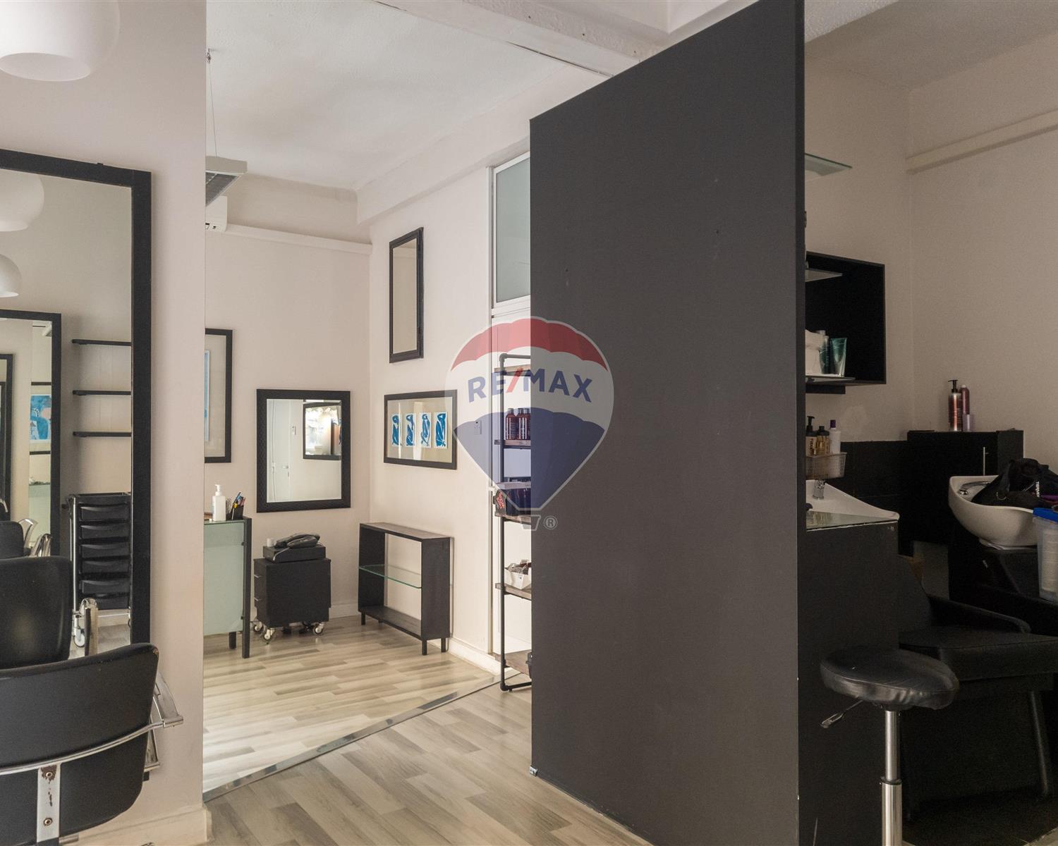 Salon/Hairdresser/Beautician