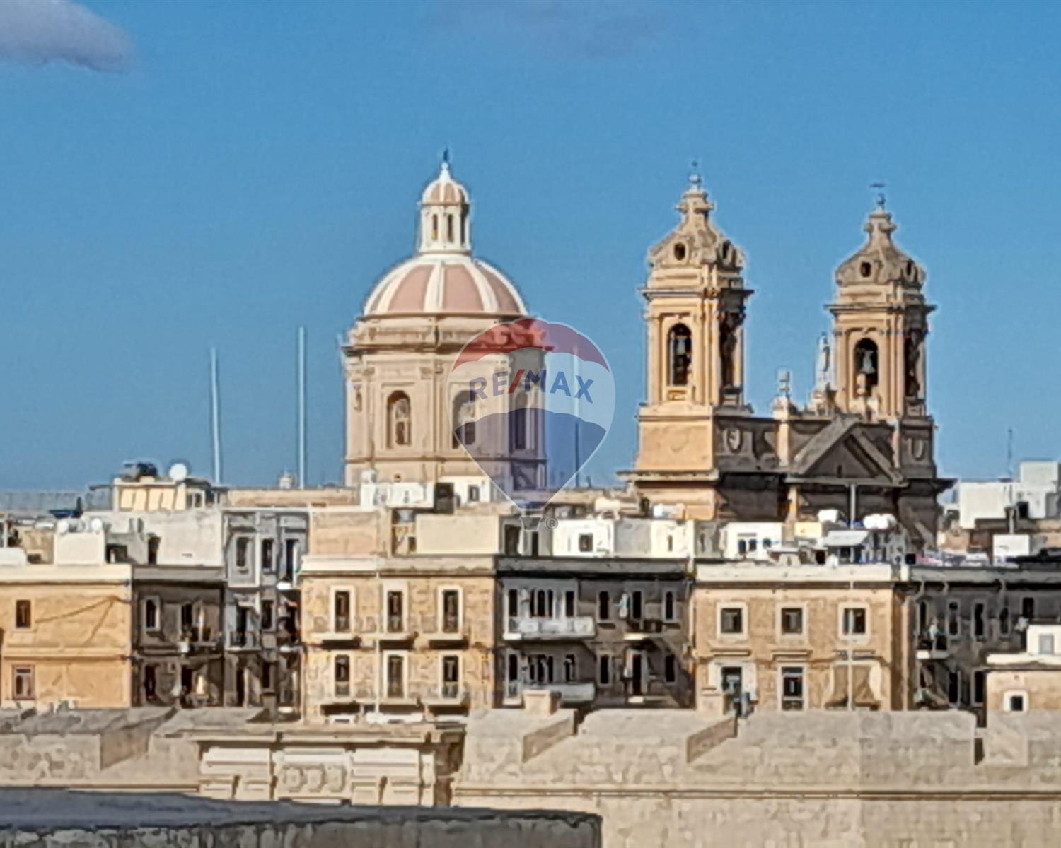 Townhouse For Sale Cospicua Malta 2400610076126