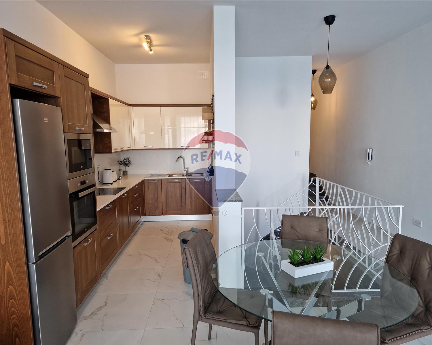 Apartment Duplex