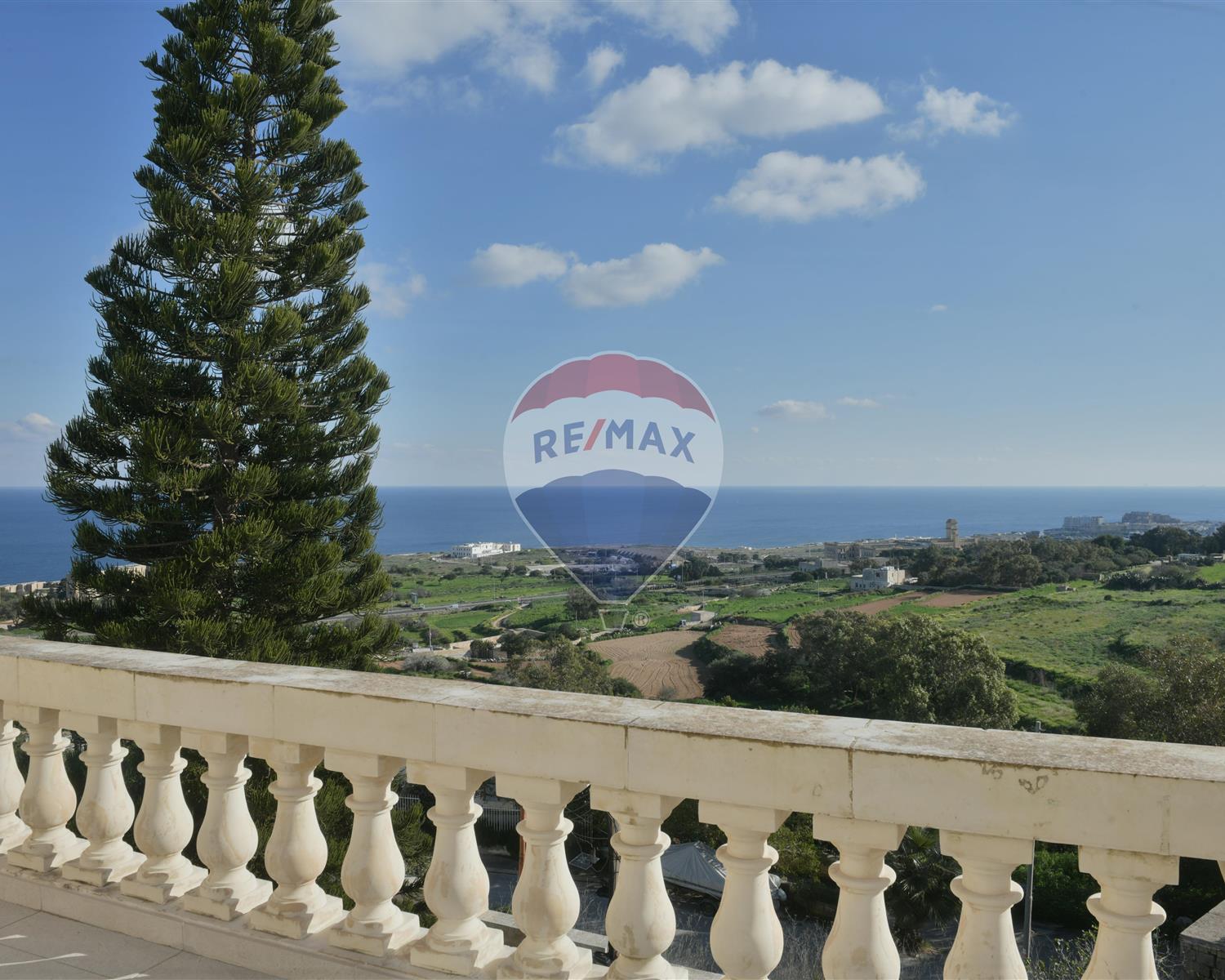 Villa Semi-detached