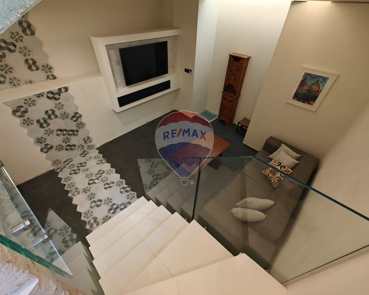 Maisonette