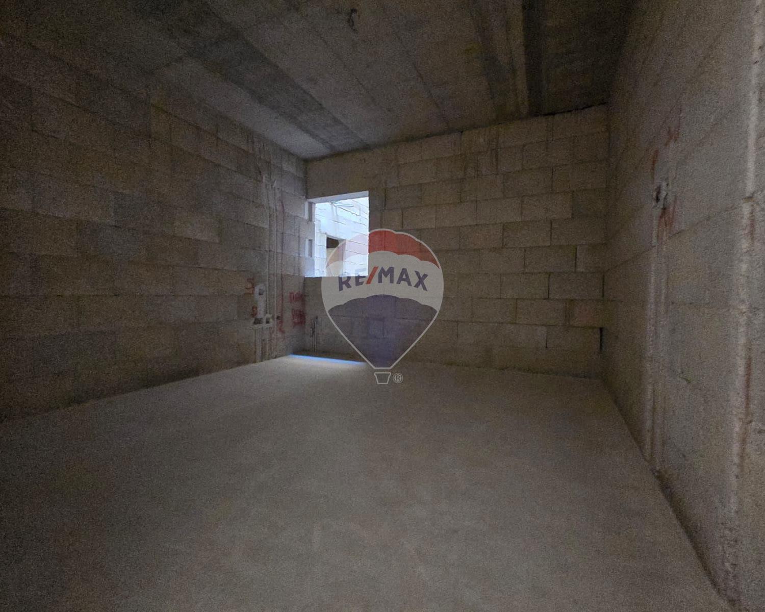 2 bedroom Apartment for sale in Iklin - €319,000 - 90m²