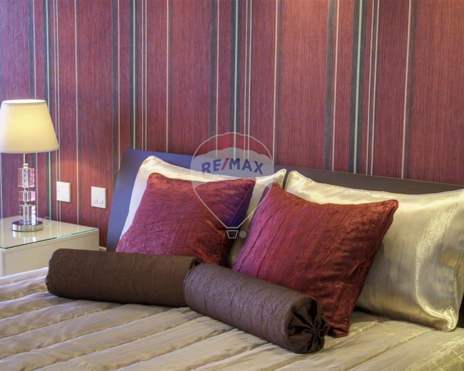 Villa Semi-detached