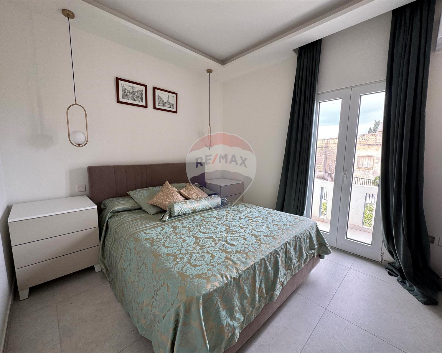 Villa Semi-detached