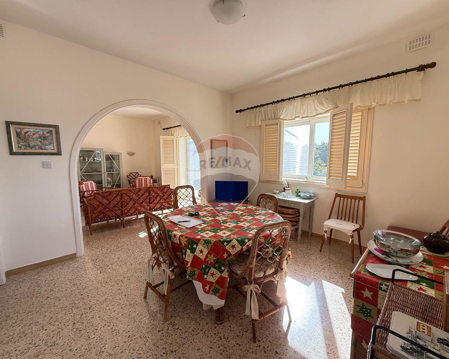 Villa Detached