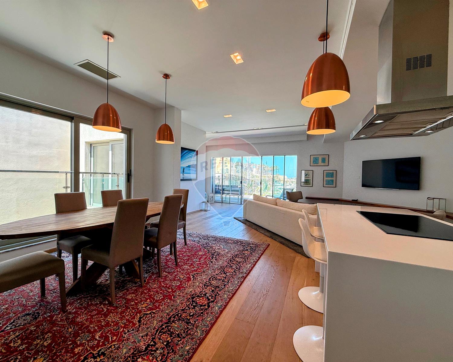 Penthouse in St. Julian's - photo 3 of 19