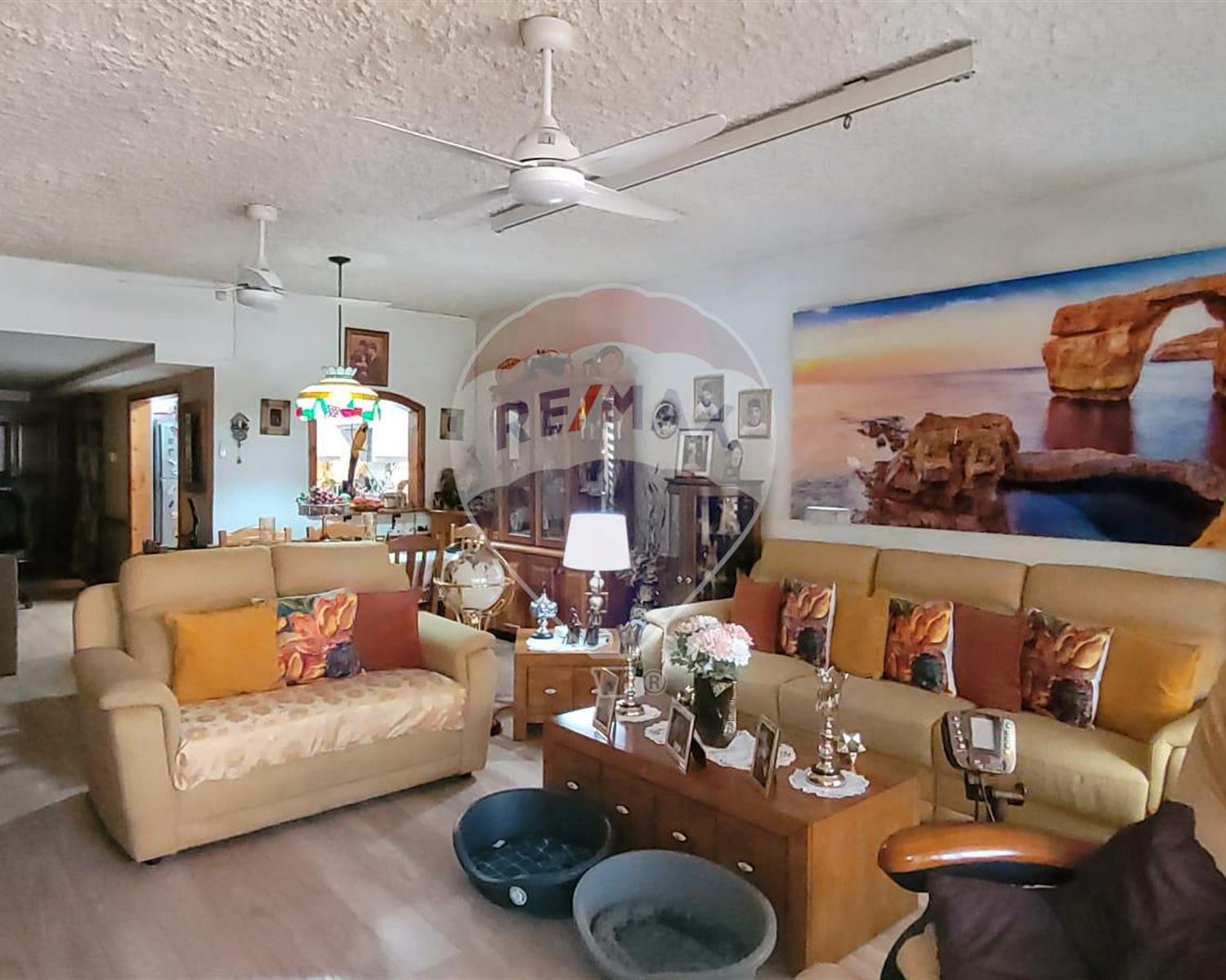 Maisonette