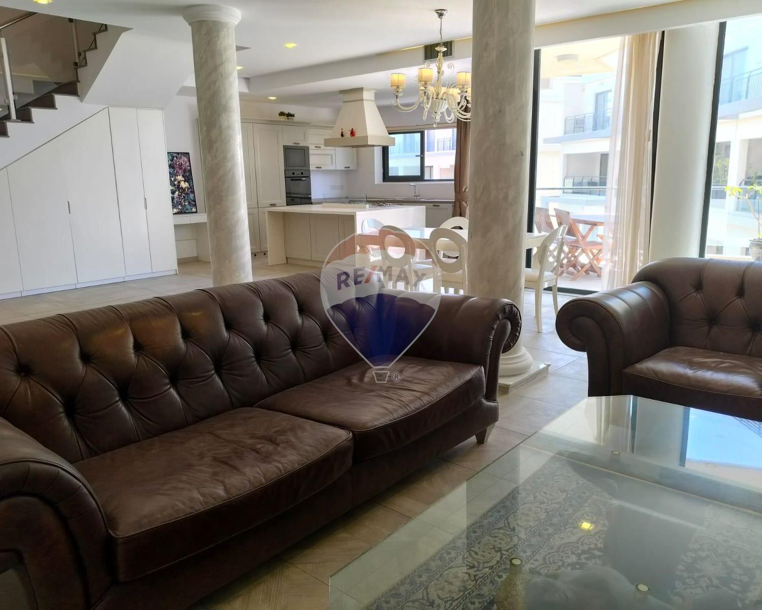 Apartment Duplex in St. Julian's - photo 3 of 15