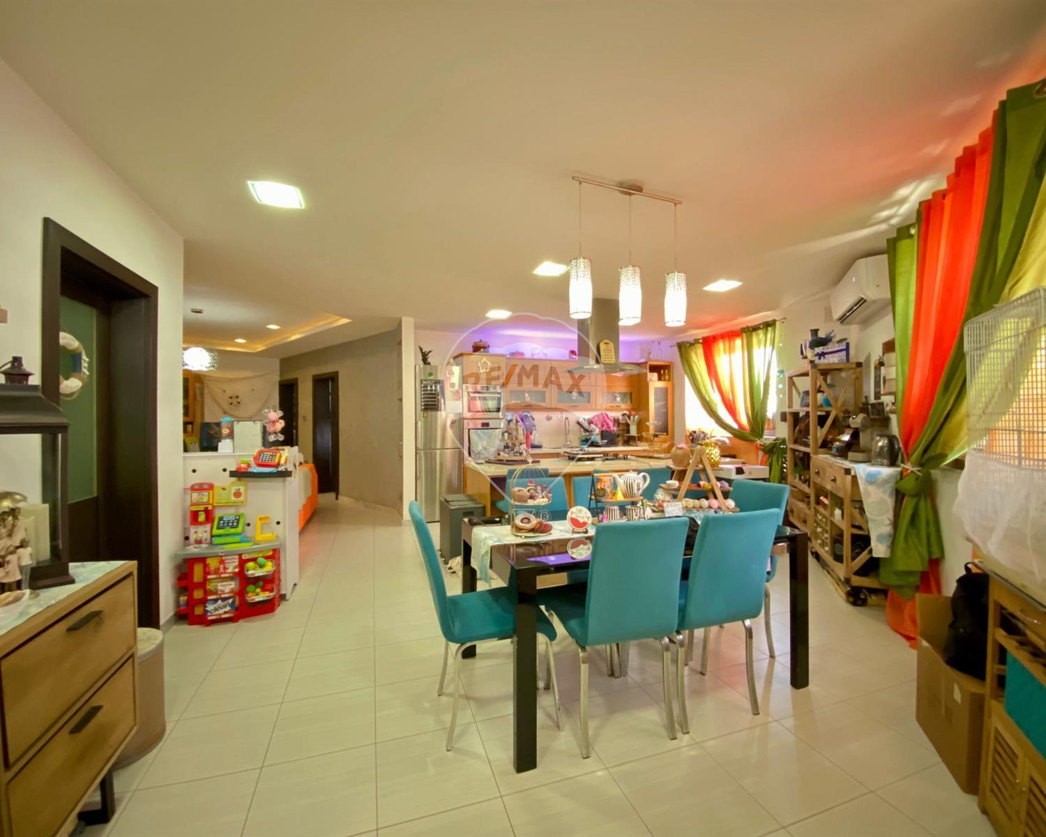 Maisonette