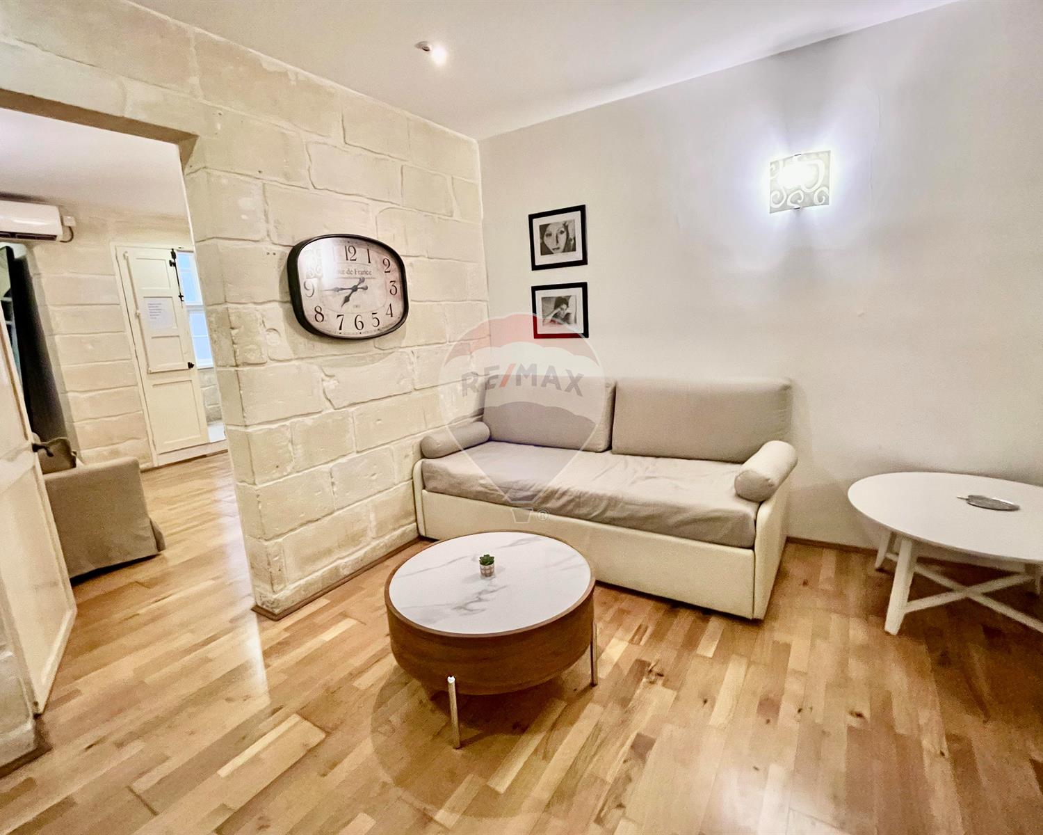 Maisonette