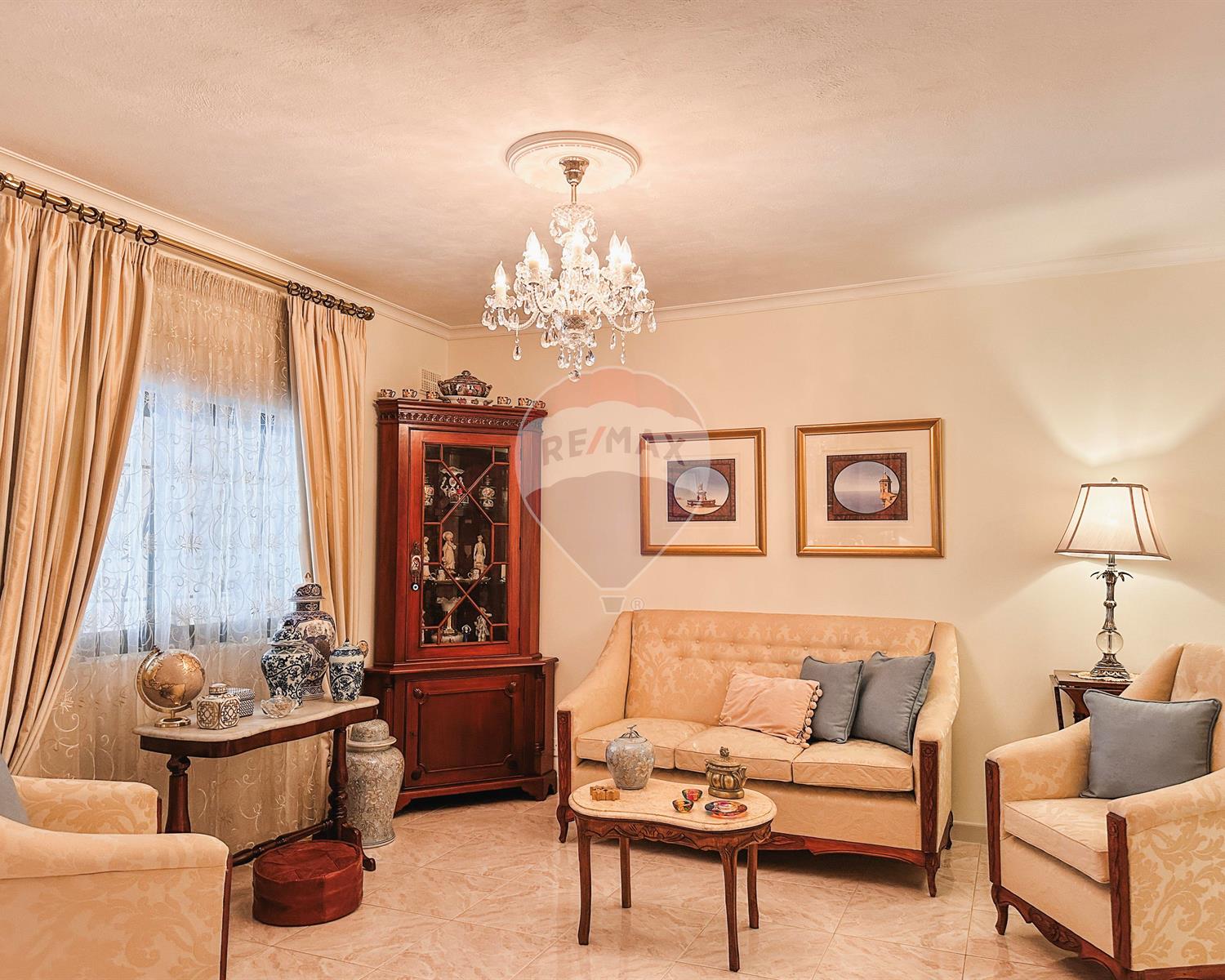 Maisonette