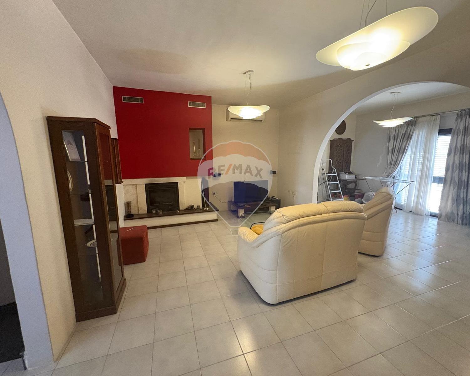 Maisonette