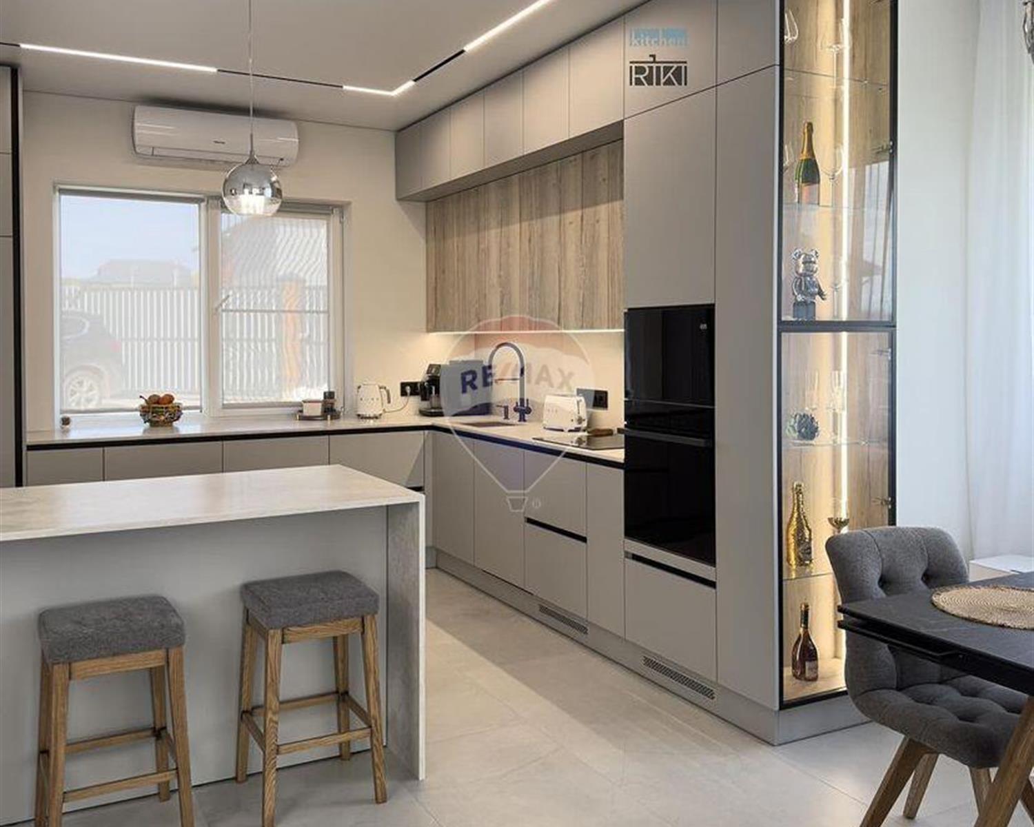 Maisonette
