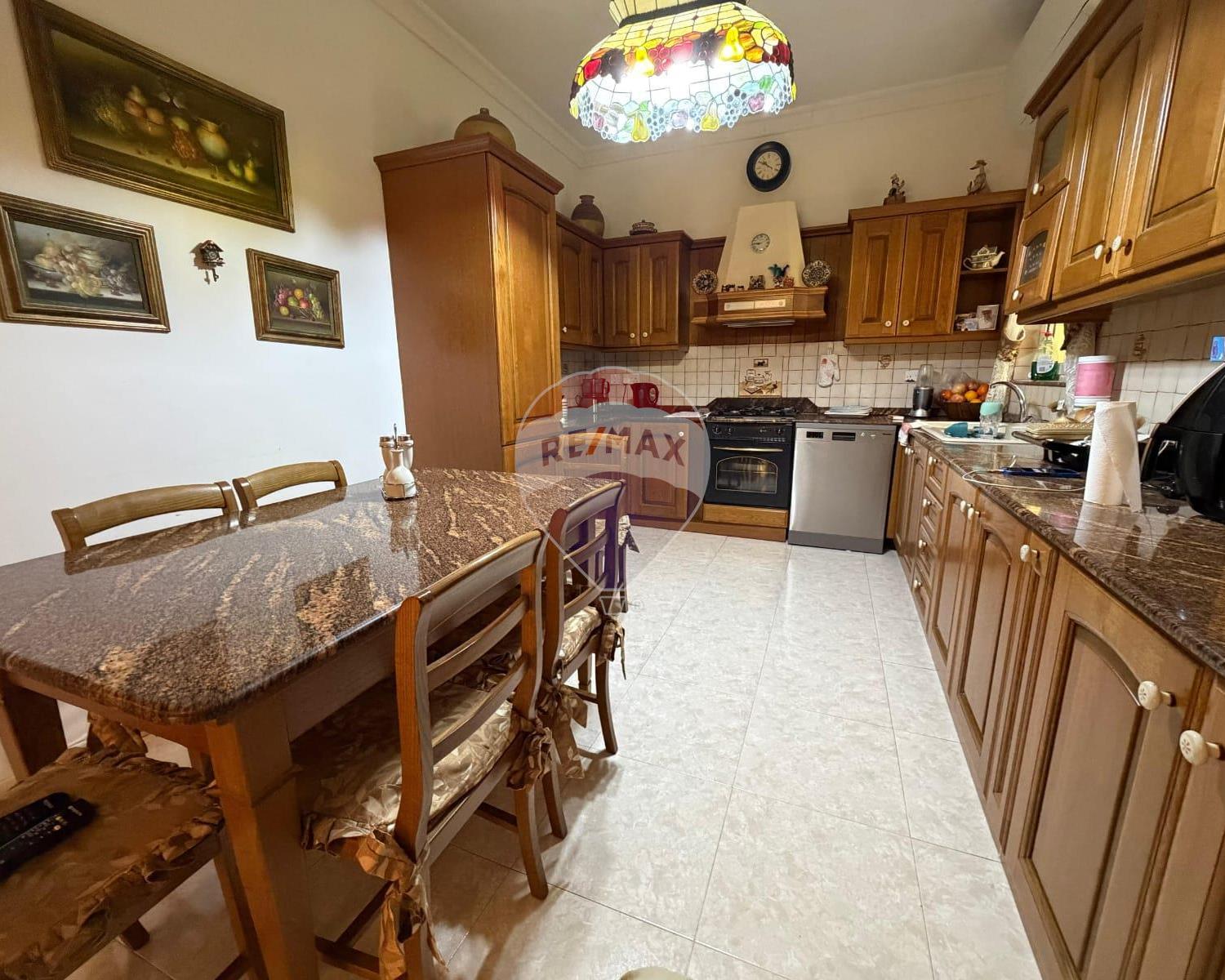 Maisonette