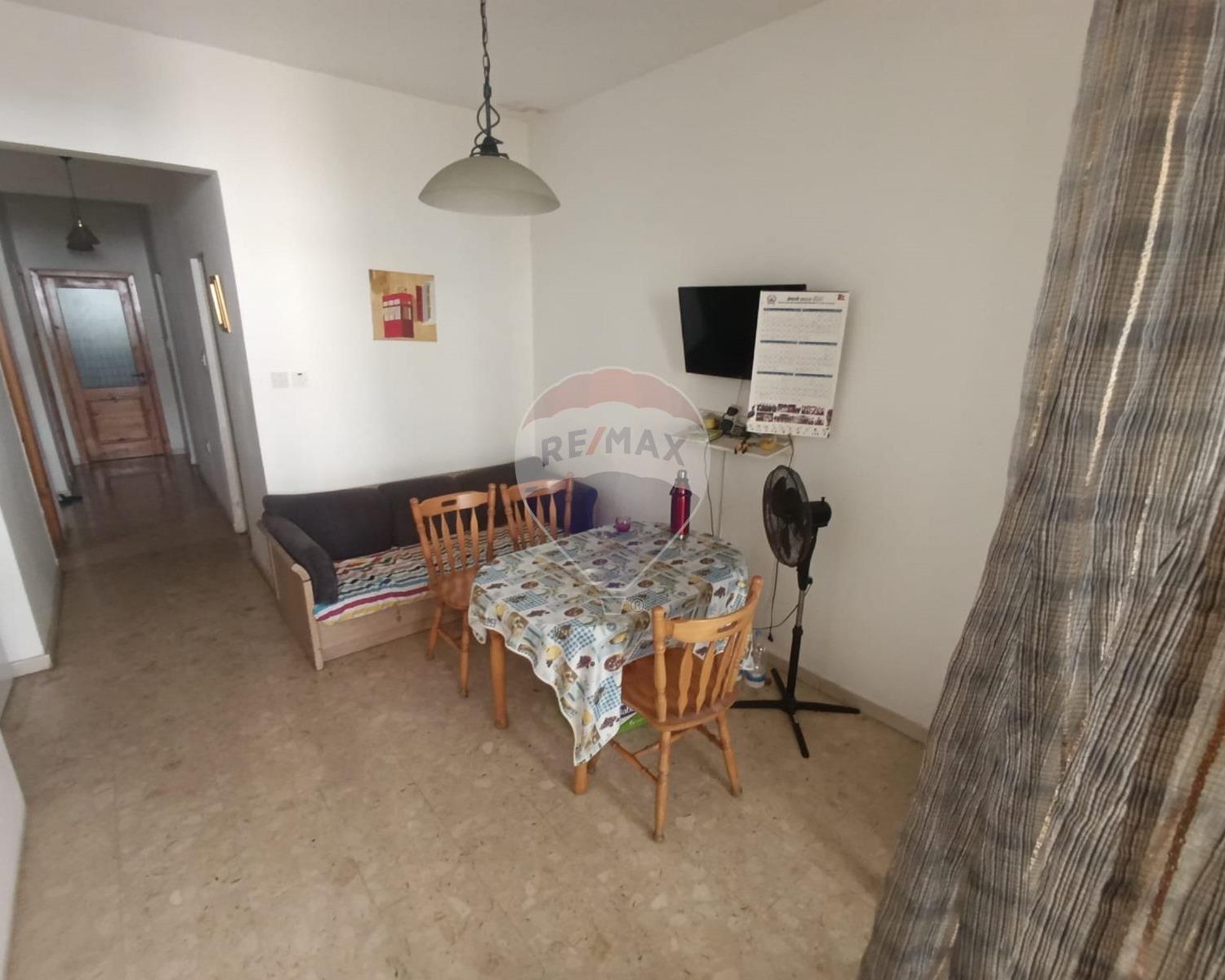 Maisonette