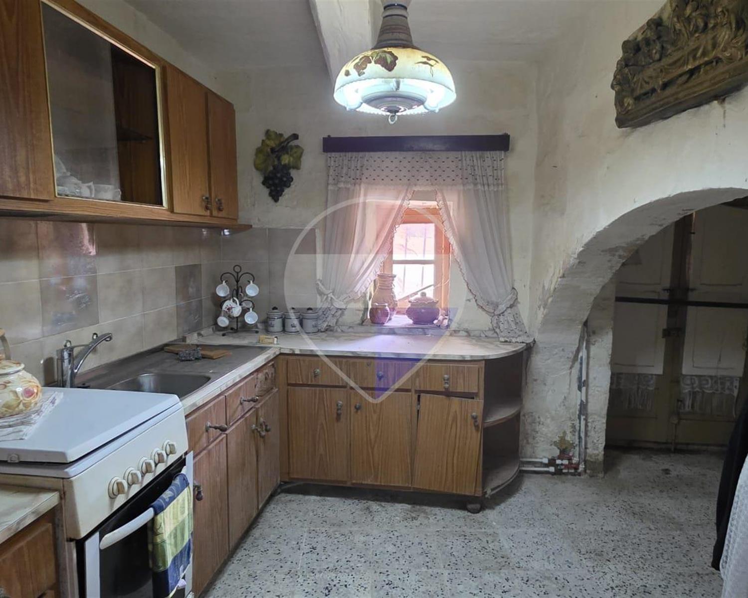 House of Character in Kerċem - photo 3 of 20