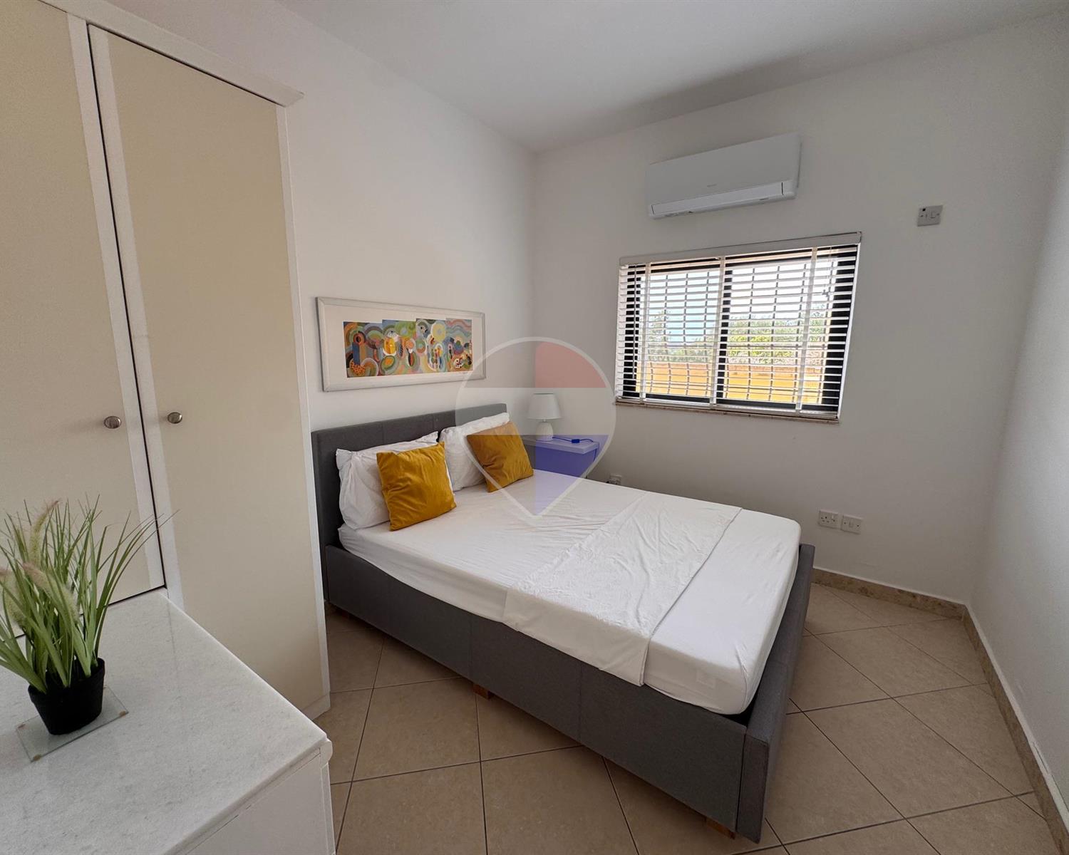 Apartment in Xemxija - photo 5 of 13