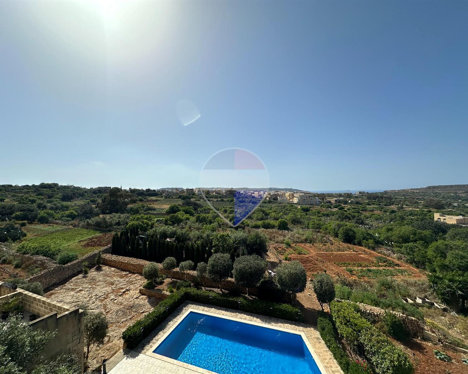 3 bedroom Apartment for sale in Xagħra - €475,000 - 118m²