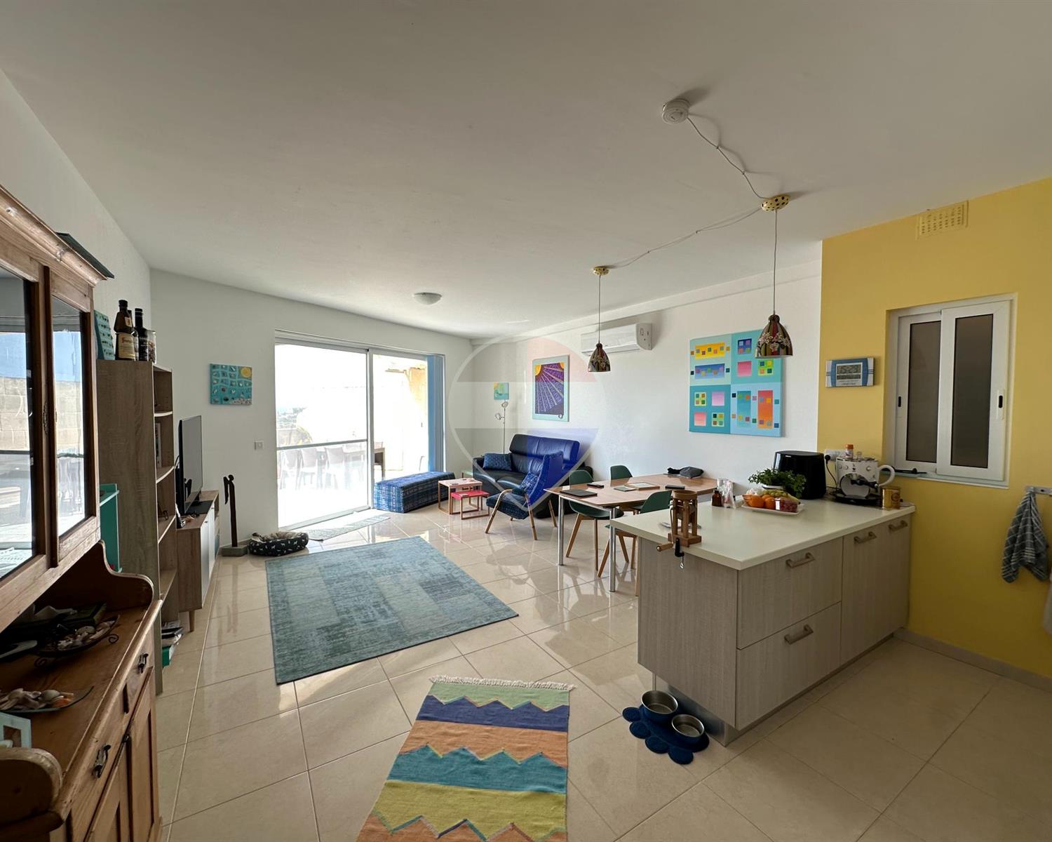 Apartment in Xagħra - photo 3 of 20