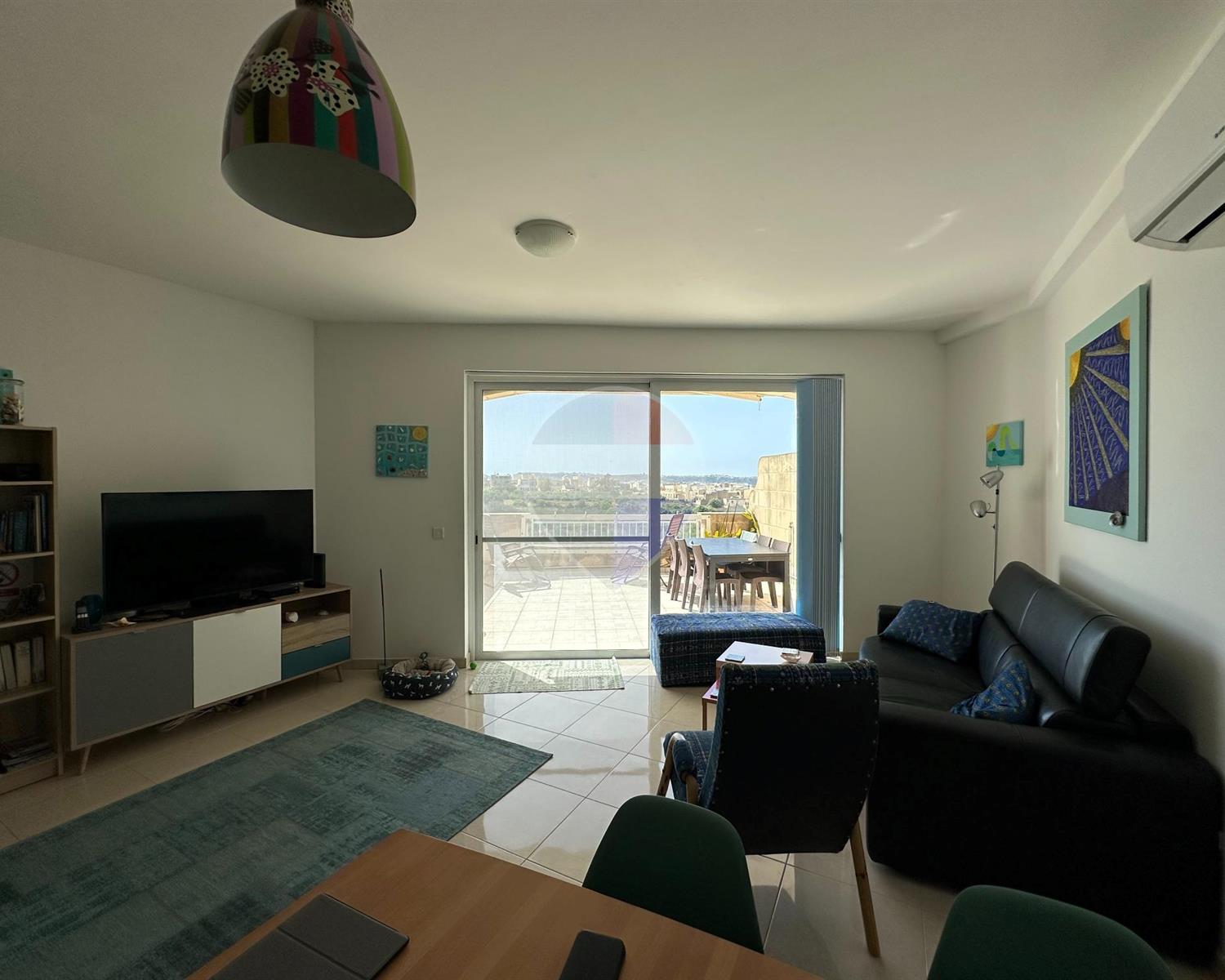 Apartment in Xagħra - photo 4 of 20