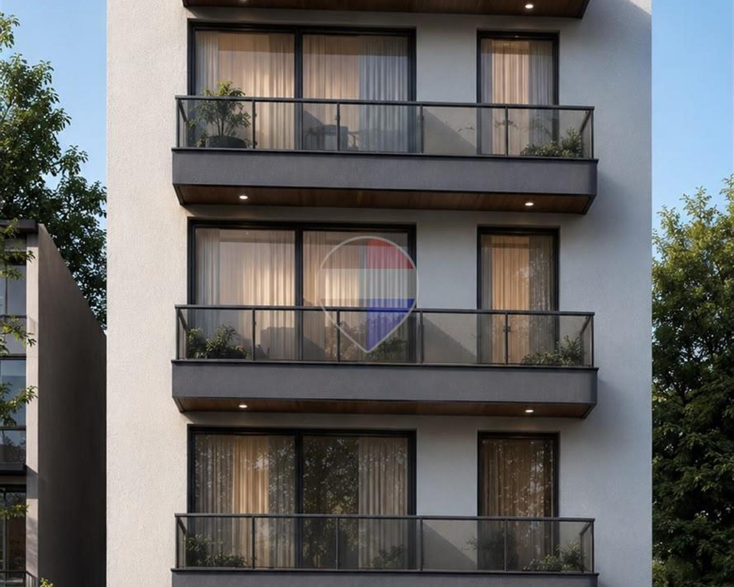 Garage (Residential)