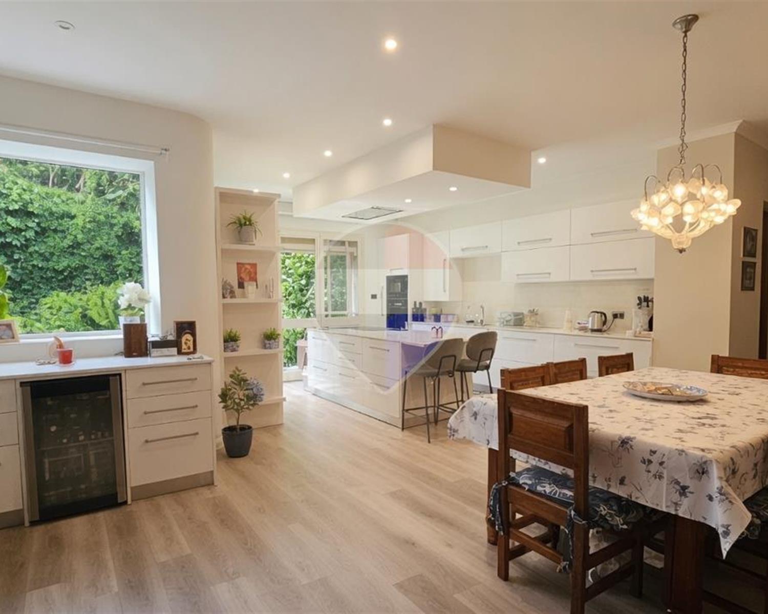 Villa Semi-detached