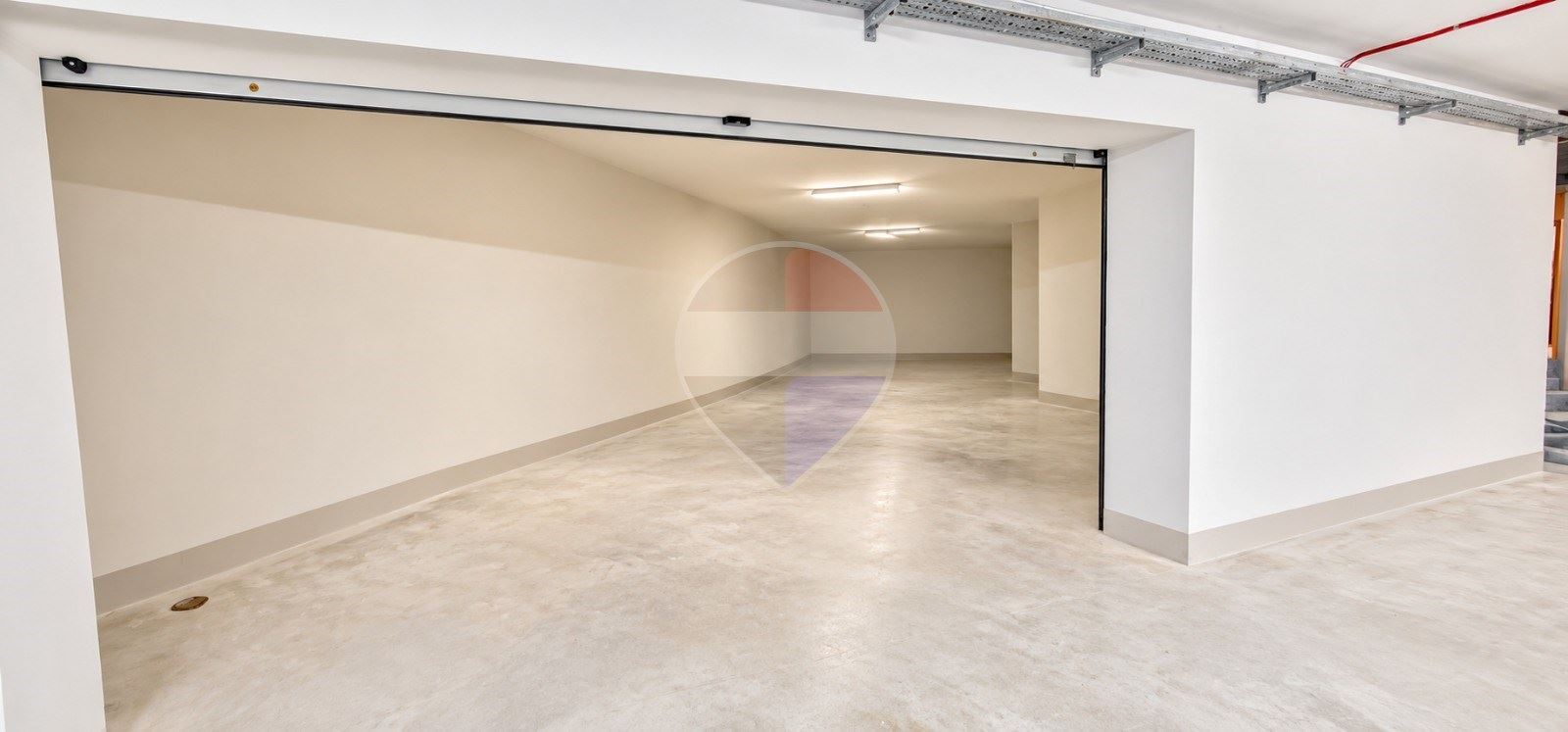 Garage (Residential)