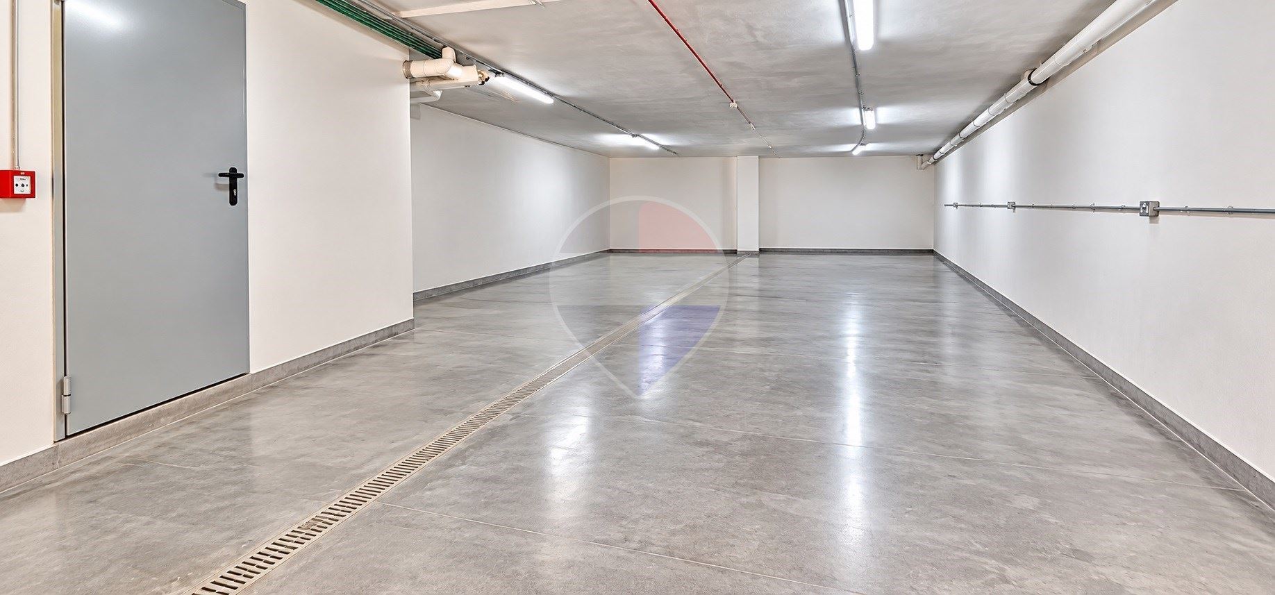 Garage (Residential)