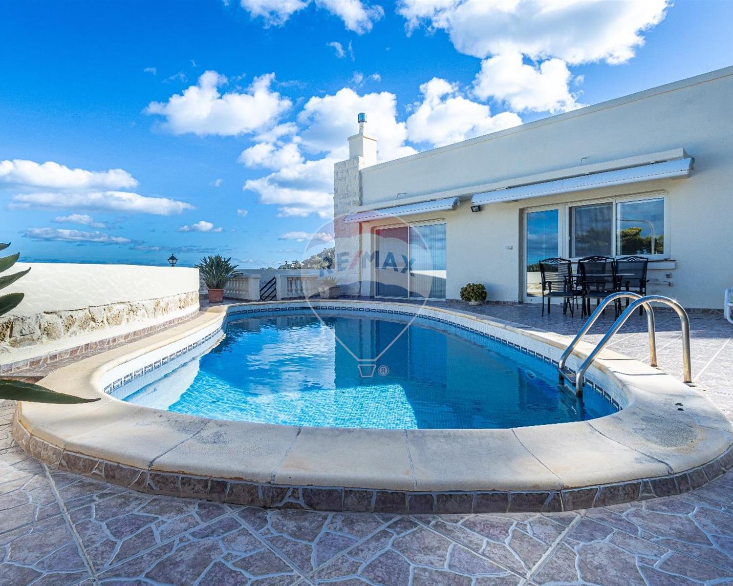 Villa Detached