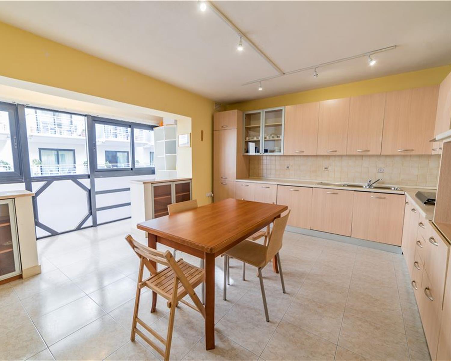 Apartment For Rent Paceville Malta 2402910453416