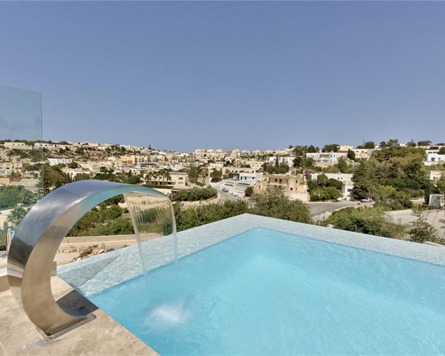 Villa Semi-detached