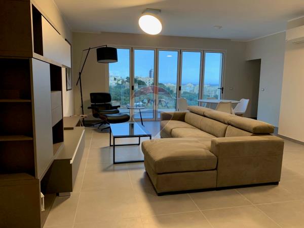 St Julian's Apartment - Image 1