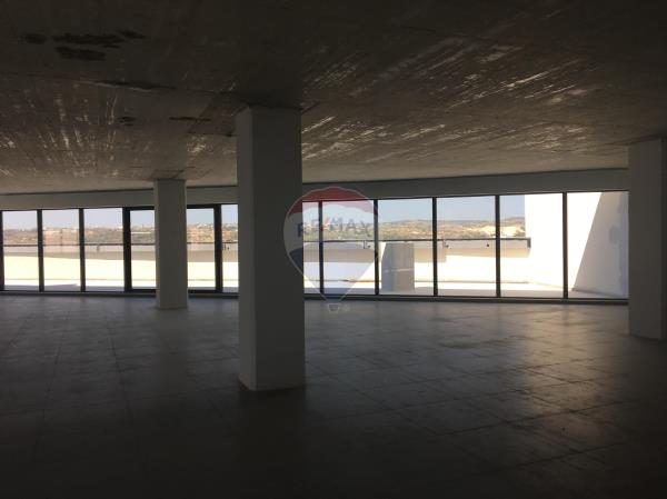 Office block to rent in Mriehel