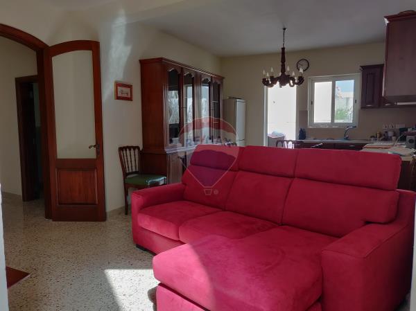 Zebbug Townhouse - Image 1