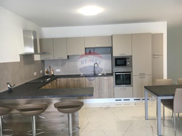 3 bedroom Apartment to rent in Attard - €1,200