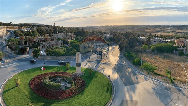 Office space to rent in Mosta
