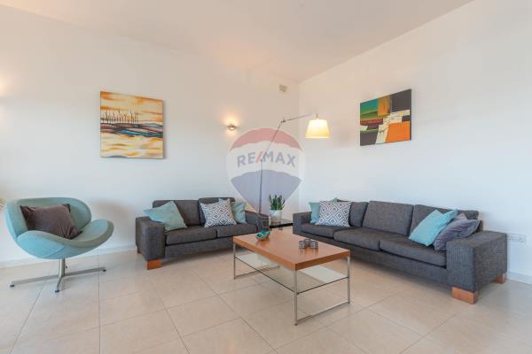Sliema Apartment - Image 1