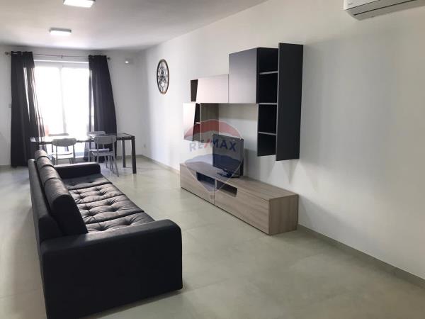 2 bedroom Apartment to rent in Birkirkara - €1,100