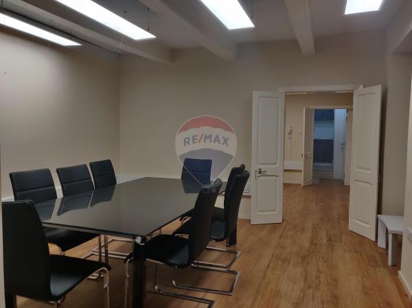 Office space to rent in Valletta