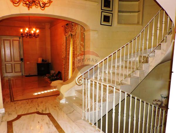 Victoria Gardens Villa Detached - Image 1