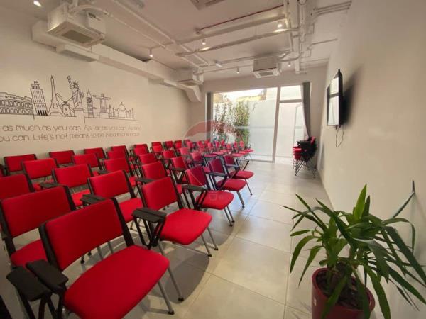 Office space to rent in Hamrun