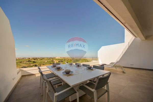 3 bedroom Penthouse to rent in Għargħur - €4,000 - 225m²
