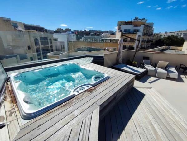 3 bedroom Maisonette to rent in St. Julian's - €4,000