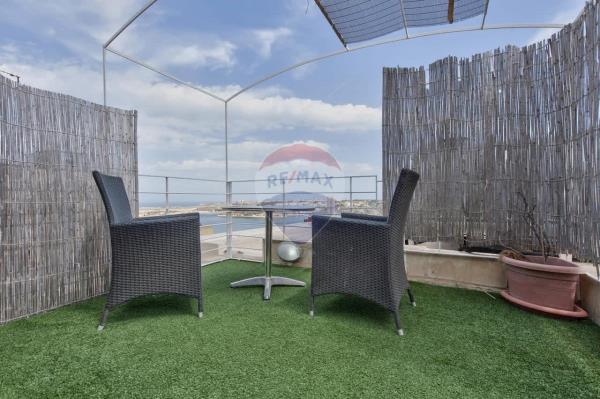 Valletta Apartment - Image 1